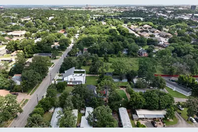 433 N East Street, Arlington, TX 76011 - Photo 6
