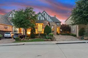 630 The Lakes Blvd, Lewisville, TX 75056 - Photo 2