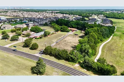 [Address not provided], Midlothian, TX 76065 - Photo 2