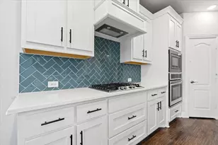 620 Shadow Trl, Frisco, TX 75033 - Photo 4