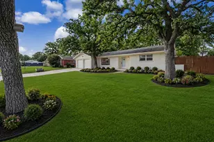 7205 Ellis Rd, Fort Worth, TX 76112 - Photo 2
