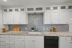 7205 Ellis Rd, Fort Worth, TX 76112 - Photo 6