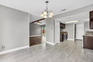 1125 Pleasant Valley Rd, Garland, TX 75040 - Photo 12