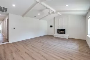 3772 Weeburn Dr, Dallas, TX 75229 - Photo 18
