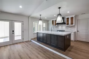 3772 Weeburn Dr, Dallas, TX 75229 - Photo 12
