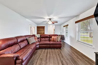 711 Apple Lane, Midlothian, TX 76065 - Photo 4