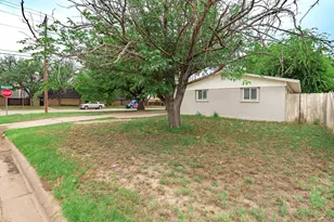 3042 S 28th St, Abilene, TX 79605 - Photo 2
