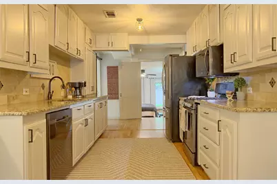 9030 San Benito Way, Dallas, TX 75218 - Photo 8