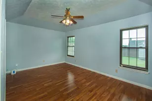 5738 Diana Dr, Garland, TX 75043 - Photo 14