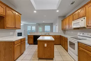 12913 Farmington Dr, Fort Worth, TX 76244 - Photo 8