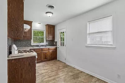 2513 Cumberland Drive, Garland, TX 75041 - Photo 4
