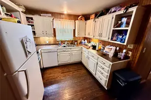 922 Plum St, Graham, TX 76450 - Photo 12