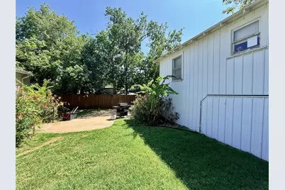 922 Plum Street, Graham, TX 76450 - Photo 24