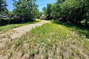 922 Plum St, Graham, TX 76450 - Photo 20