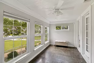 6031 Winton St, Dallas, TX 75206 - Photo 14
