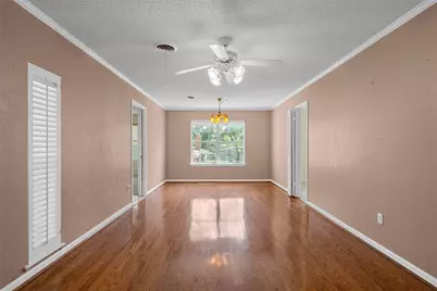 640 Cardinal Drive, Woodway, TX 76712 - Photo 8