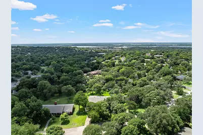 640 Cardinal Drive, Woodway, TX 76712 - Photo 36