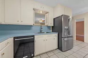640 Cardinal Dr, Woodway, TX 76712 - Photo 14