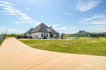 161 El Dorado Trail, Millsap, TX 76066 - Photo 4