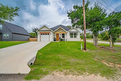 5900 S Lakeside Hills Court, Granbury, TX 76048 - Photo 4
