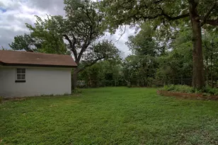 3424 Grady St, Forest Hill, TX 76119 - Photo 24