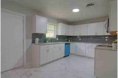 3424 Grady Street, Forest Hill, TX 76119 - Photo 12