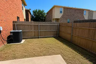 1108 Parkway Trail, Princeton, TX 75407 - Photo 4