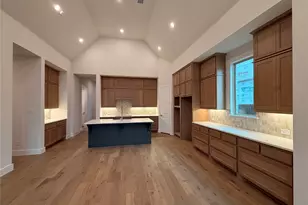 948 Schuberts Rd, Fort Worth, TX 76247 - Photo 2