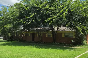 305 School House Rd, Paradise, TX 76073 - Photo 2