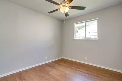 1413 Phillips Street, Cleburne, TX 76033 - Photo 26