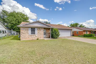 1413 Phillips Street, Cleburne, TX 76033 - Photo 4