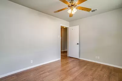 1413 Phillips Street, Cleburne, TX 76033 - Photo 30