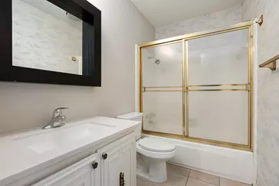 2325 Overland Lane, Arlington, TX 76014 - Photo 12