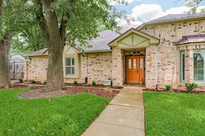 709 Chaffee Court, Arlington, TX 76006 - Photo 6