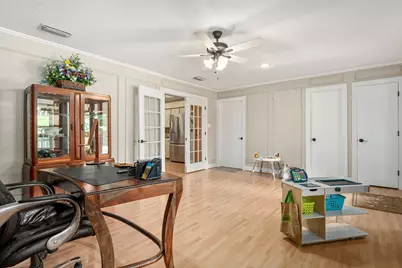 709 Chaffee Court, Arlington, TX 76006 - Photo 18