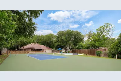 709 Chaffee Court, Arlington, TX 76006 - Photo 32