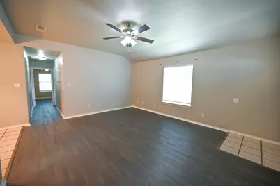510 N Sewell Drive #A, Decatur, TX 76234 - Photo 2