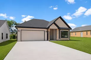 711 A D Mosley St, Ferris, TX 75125 - Photo 26