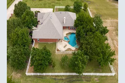 920 Hamilton Drive, Lucas, TX 75002 - Photo 2
