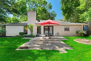 1705 Manchester Dr, Arlington, TX 76012 - Photo 24