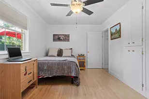 1705 Manchester Dr, Arlington, TX 76012 - Photo 18