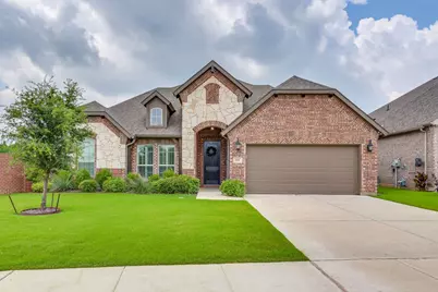 131 Hawks Ridge Trail, Burleson, TX 76028 - Photo 2