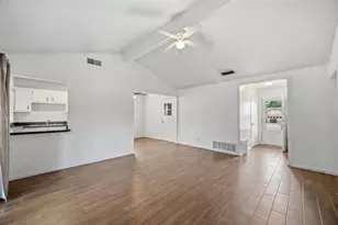 1606 Natches Dr, Arlington, TX 76014 - Photo 10
