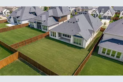 4212 Clydesdale Drive, Aubrey, TX 76227 - Photo 4