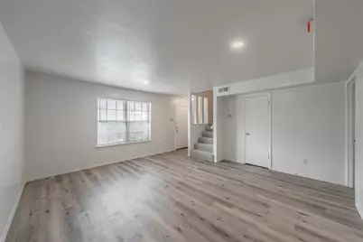 1821 Ridgeview Street, Mesquite, TX 75149 - Photo 2