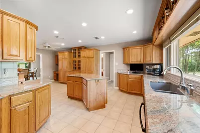 1328 Bear Creek Road, Cedar Hill, TX 75104 - Photo 4