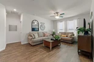 1412 Dublin Dr, Cleburne, TX 76033 - Photo 10