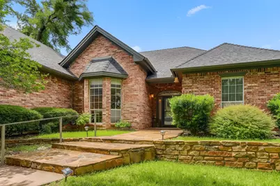 718 W Couts Street, Weatherford, TX 76086 - Photo 2