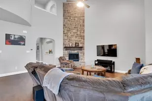 421 Summer Grove Dr, Midlothian, TX 76065 - Photo 4