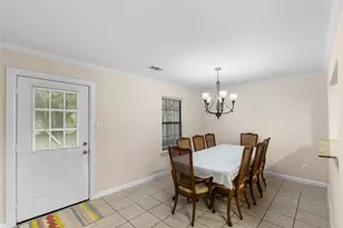 1121 Sam Houston Dr, Garland, TX 75042 - Photo 8
